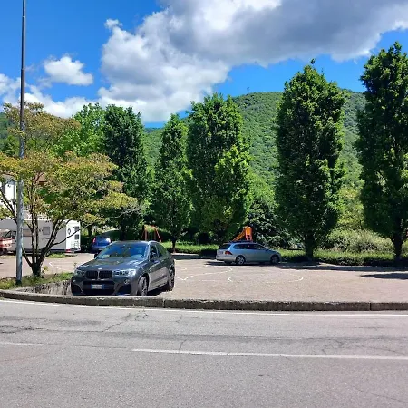 شقة Antico Borgo Del Maggiore